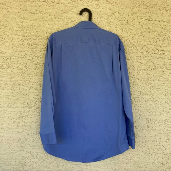 Jos. A Bank Traveler's Collection Button Down Blue Shirt, size 16-34 - Picture 2 of 9